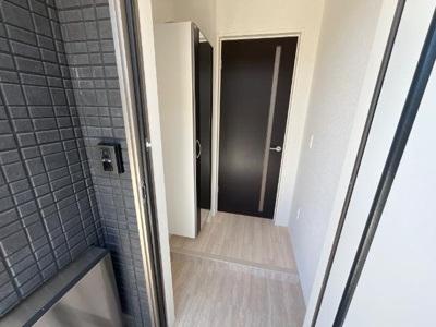 【玄関】 | シャイン・ウェスト | 玄関（イメージ）