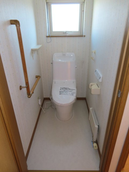 【トイレ】 | 北見市美山町東３丁目７０番地１６５　中古売家　 | 【リフォーム後】トイレは新品交換しました。