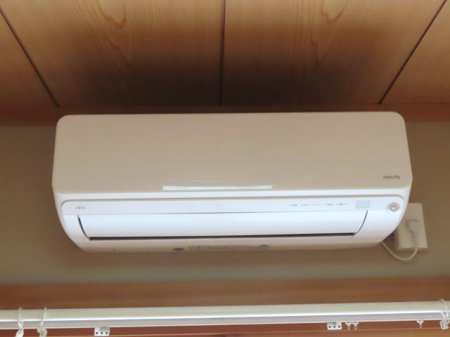 【冷暖房・空調設備】 | 北見市美山町東３丁目７０番地１６５　中古売家　 | エアコン