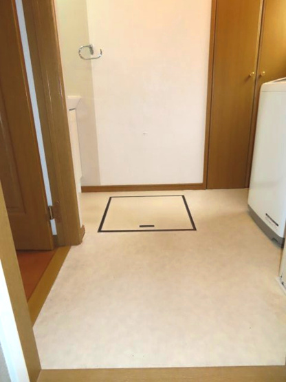 【脱衣所】 | 北見市美山町東３丁目７０番地１６５　中古売家　