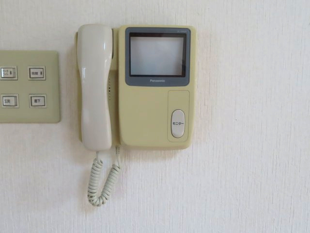【セキュリティ】 | 北見市美山町東３丁目７０番地１６５　中古売家　 | TVモニター付インターフォン（室内用）