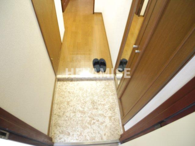 カルディア尾上の玄関