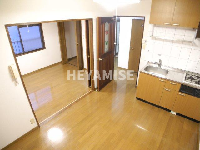 カルディア尾上の居間・リビング