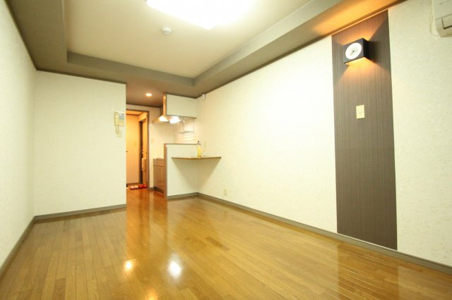 CTビュー小阪　(近大　一人暮らし)の洋室|別タイプの間取りの写真です。