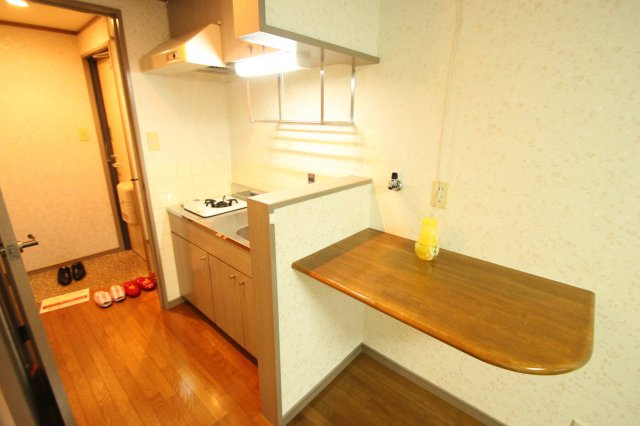 CTビュー小阪　(近大　一人暮らし)のキッチン|別タイプの間取りの写真です。