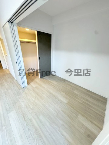 【洋室】 | シャテーニュ上本町　仲介手数料無料