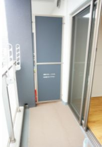 【バルコニー】 | BLESS西巣鴨 | 外からの目が気にならないバルコニーで洗濯物が干せます