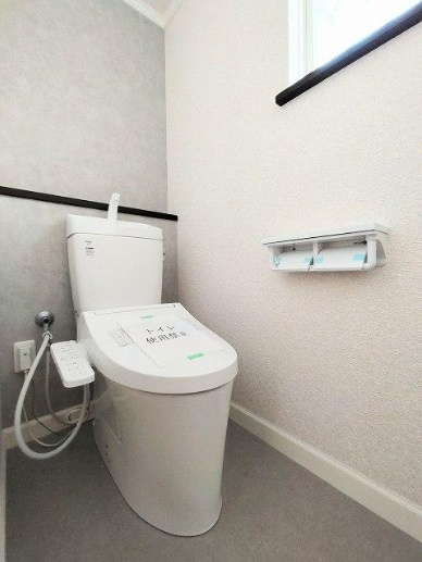 【トイレ】 | 佐倉市白銀2丁目　中古戸建て | トイレ