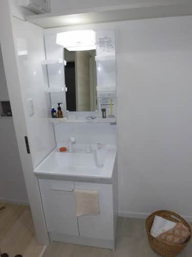 イクシード江口の独立洗面台