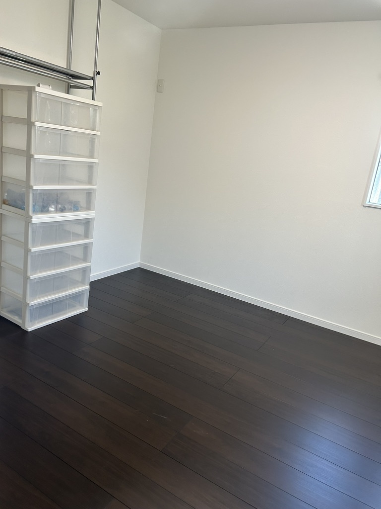 堺市中区八田南之町　中古建ての洋室