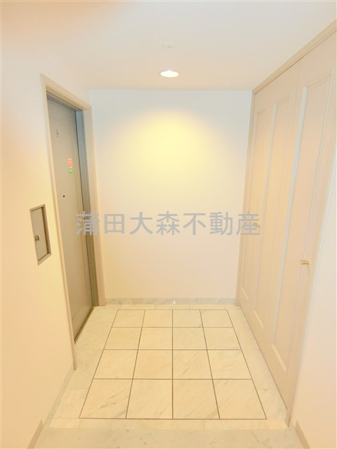 パークハウス多摩川北４番館の玄関