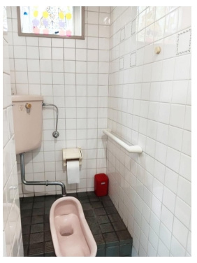 山科区小山北林町店舗事務所の内装