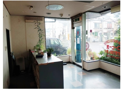 山科区小山北林町店舗事務所の内装