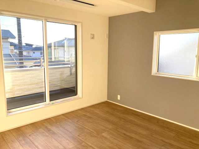 ブルーミングガーデン高崎市箕郷町上芝　１号棟　の洋室|２階洋室１です