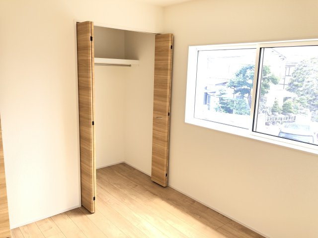 ブルーミングガーデン高崎市箕郷町上芝　１号棟　の洋室|２階洋室２です