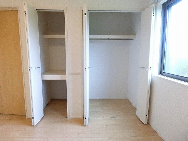 ソレイユＢ（ｓｏｌｅｉｌ）の収納