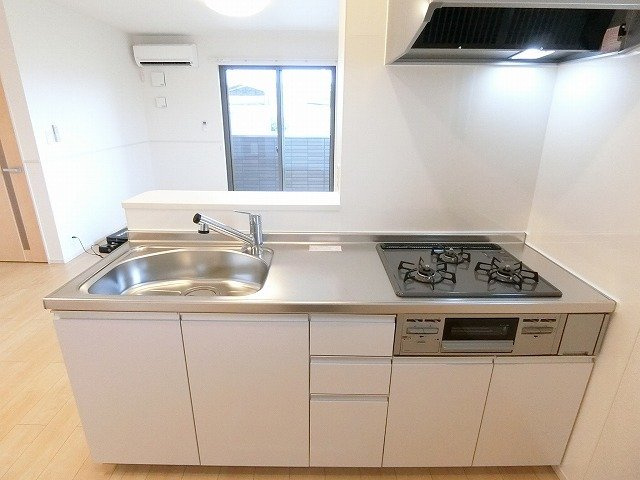 ソレイユＢ（ｓｏｌｅｉｌ）のキッチン