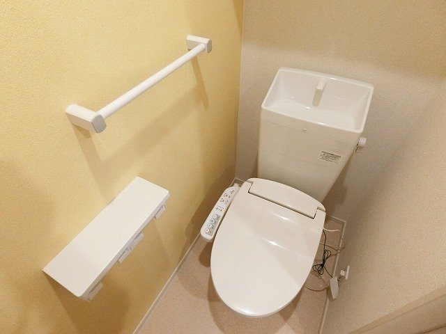 ソレイユＢ（ｓｏｌｅｉｌ）のトイレ