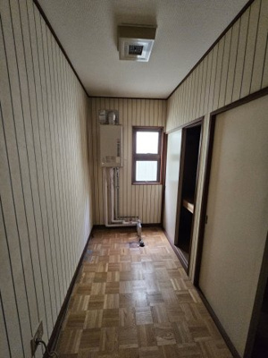 【内装】 | 乙店舗 | 住居部分