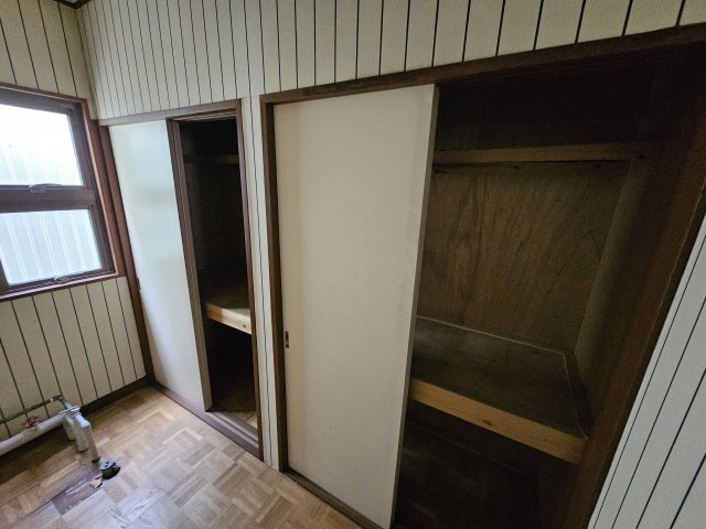 乙店舗の内装|住居部分