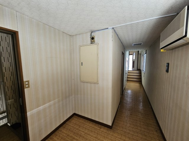 乙店舗の内装|住居部分