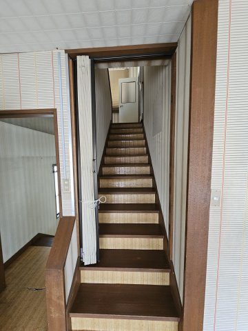 乙店舗の内装|住居部分
