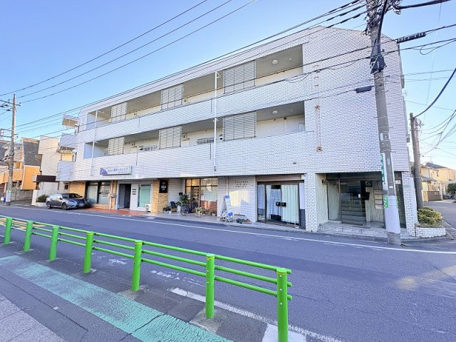 【外観】 | コーポ南大泉　(保谷店) | 仕事や資格試験のための調べものができる図書館まで徒歩5分！