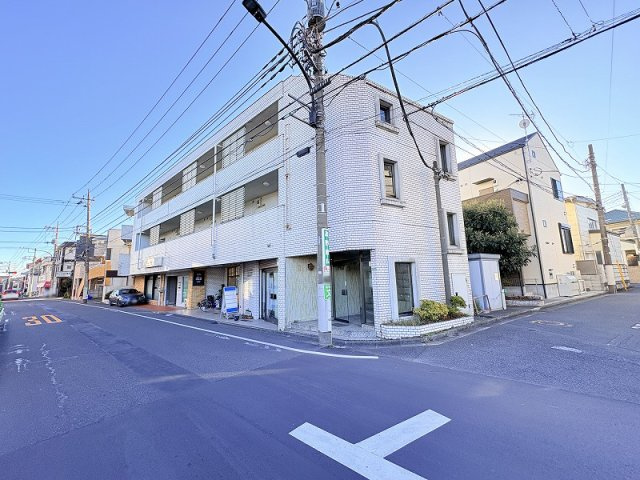 【外観】 | コーポ南大泉　(保谷店) | 徒歩10分圏内に公園も点在した緑豊かな住宅地です。