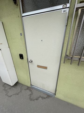 コーポシーマの玄関