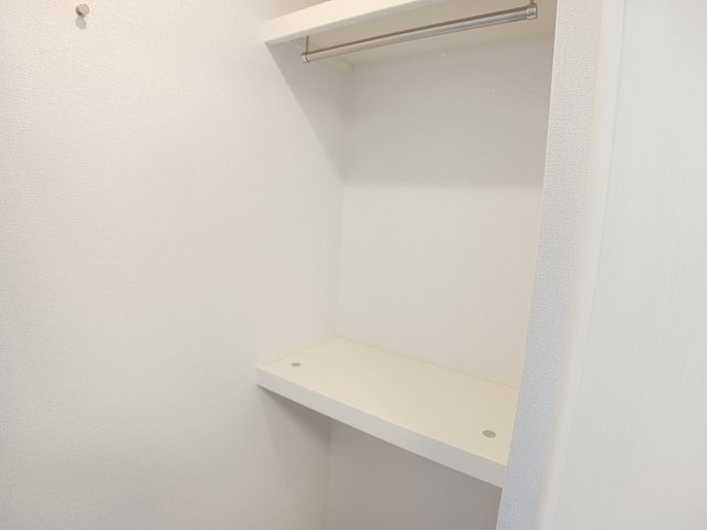 アイランドヒルズ右籾　Ⅰの収納|便利な収納スペースです。