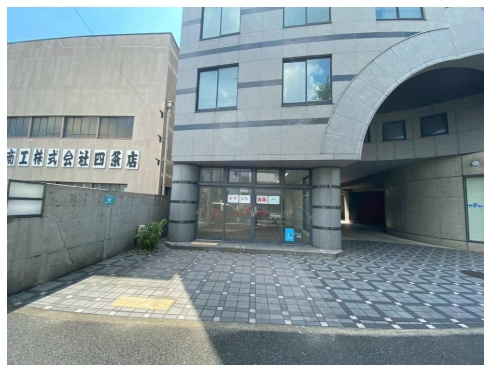 スクリーン3233の外観