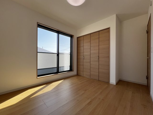 【洋室】 | 高知市朝倉本町2丁目/中棟