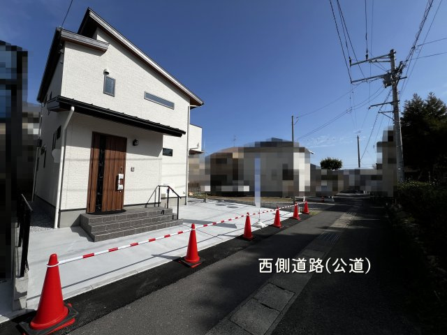 【前面道路含む現地写真】 | 高知市朝倉本町2丁目/中棟