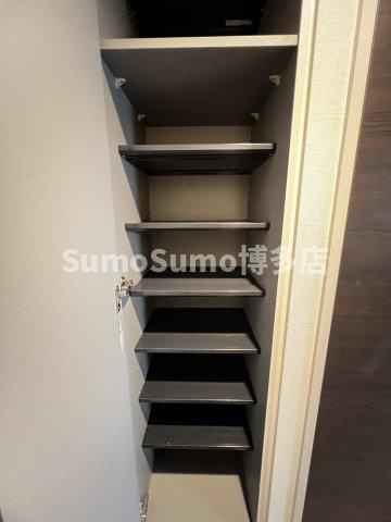 サニークレスト西新の収納