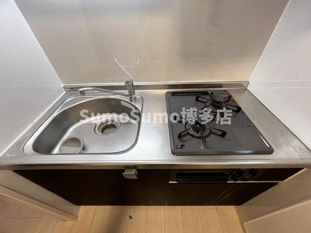 サニークレスト西新のキッチン