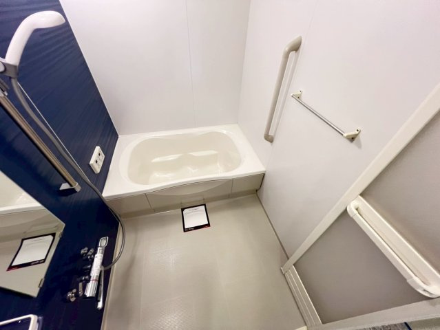 エスポワール・アイ北春日丘Ⅲの浴室