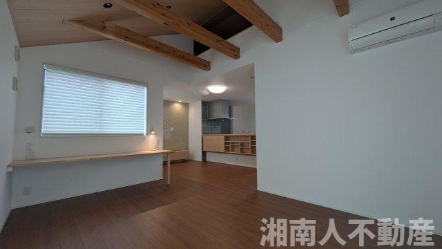 藤沢市辻堂東海岸２丁目１－８－３戸建ての居間・リビング|おしゃれなリビングです