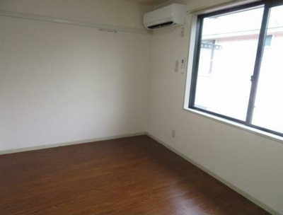 【居間・リビング】 | グリーンフラッツ旗の台