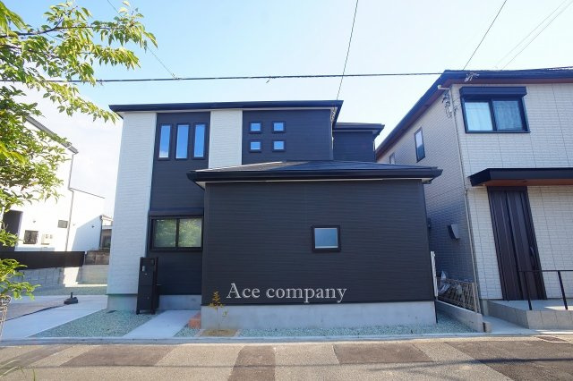 【外観】 | 八尾市山本町北6丁目 | 【駐車2台OK！間口広々整形地☆2階建て♪】ローン返済目安：月々約110046円（頭金0円、変動金利0.875％、返済期間35年、ボーナス払い無しで試算しています）