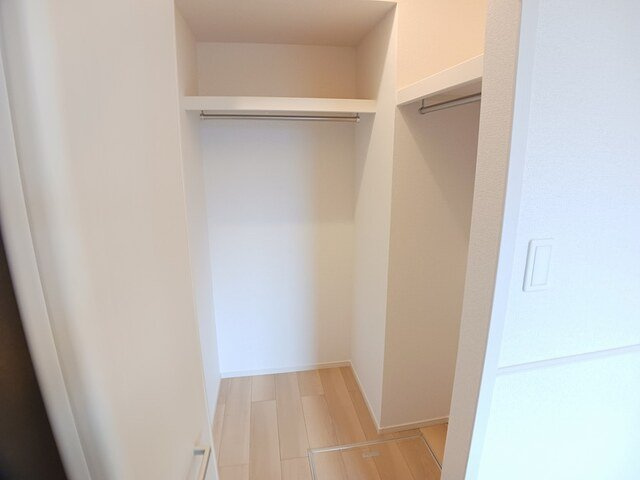 アイランドヒルズ右籾　Ⅱの収納|便利な収納スペースです。