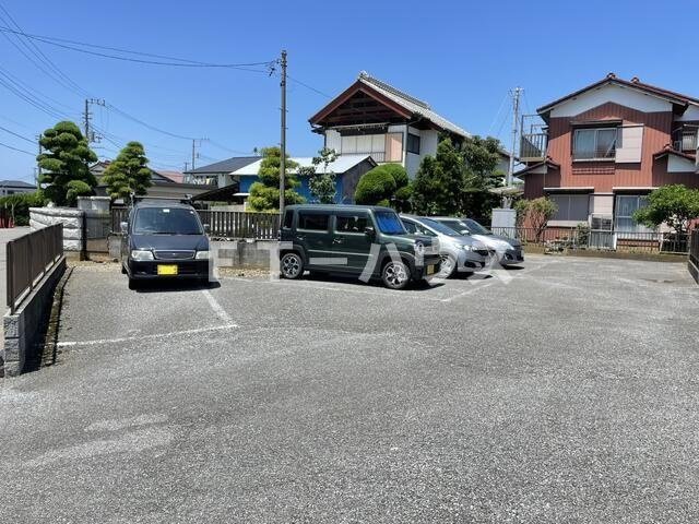 すばる鷺沼の駐車場
