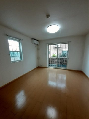 【洋室】 | クラール曽比Ⅱ | きれいな洋室です