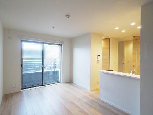 グランド・ソレイユ A棟の居間・リビング