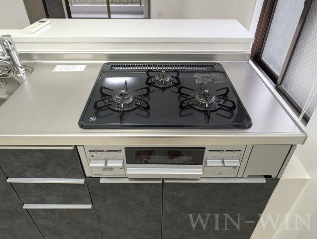 フィオーレ・アダチのキッチン