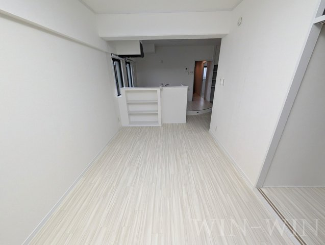 フィオーレ・アダチの居間・リビング