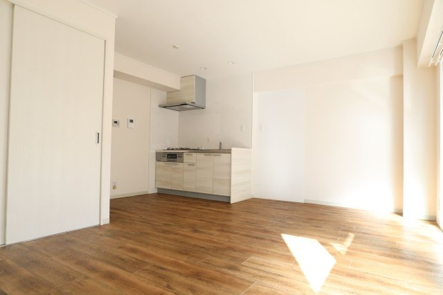 イマキタハイツ18の居間・リビング