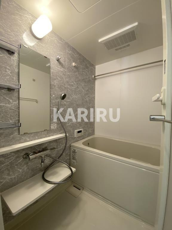 サン シエロ東今里の浴室