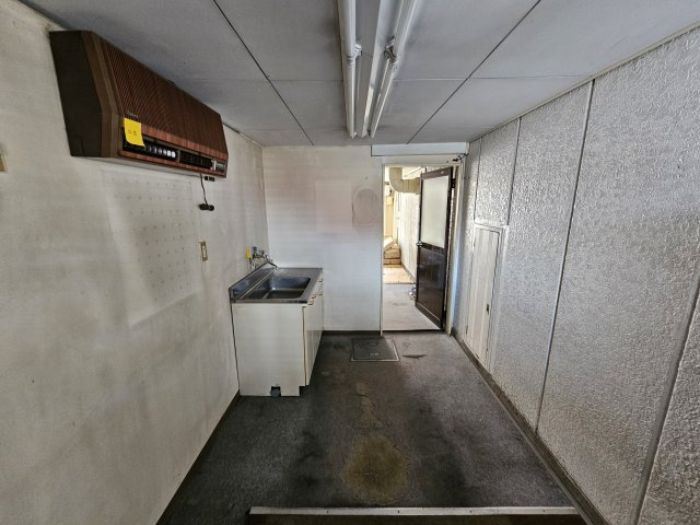 乙店舗兼住宅（建物全体）の内装|店舗事務所部分