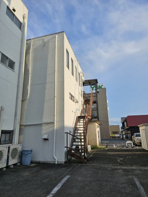 【外観】 | 乙店舗兼住宅（建物全体） | 裏手