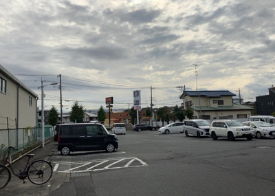 【展望】 | ジョイフルハイツ南林間 | 眺望の良さを楽しめるダイニングキッチンで家族団らんの時間を過ごしてはいかがでしょうか。バルコニーから見える景色を家族で眺める時間は、時間が経つのを忘れてしまいそうですね。是非、現地を見に行きましょう！